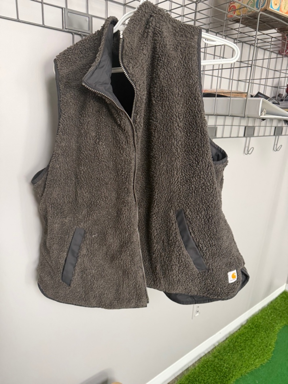 Carhatt Men's Reversible Vest